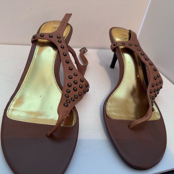 Beautiful tan leather Ralph Lauren, size 10, 3 inch  heel  sandal. - Picture 7 of 8